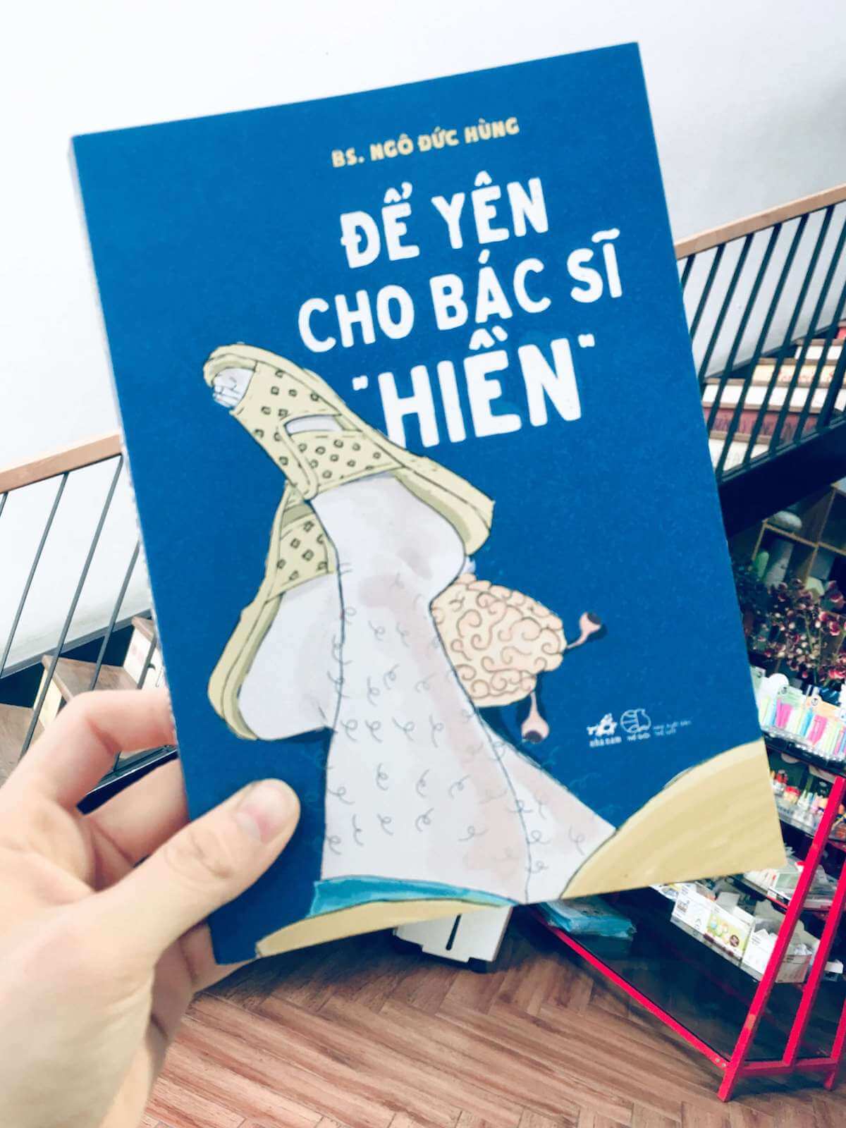 Để Yên Cho Bác Sĩ 'Hiền' - Review sách