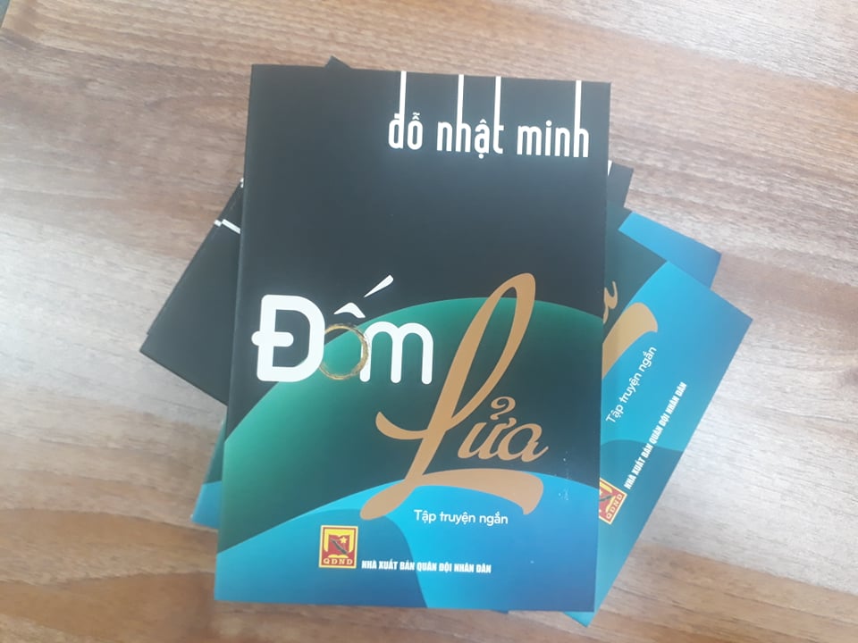 đóm lửa review